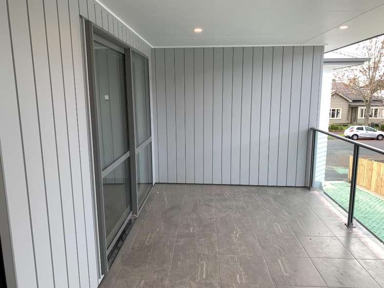 2/58 Wellington Street Hamilton East_6