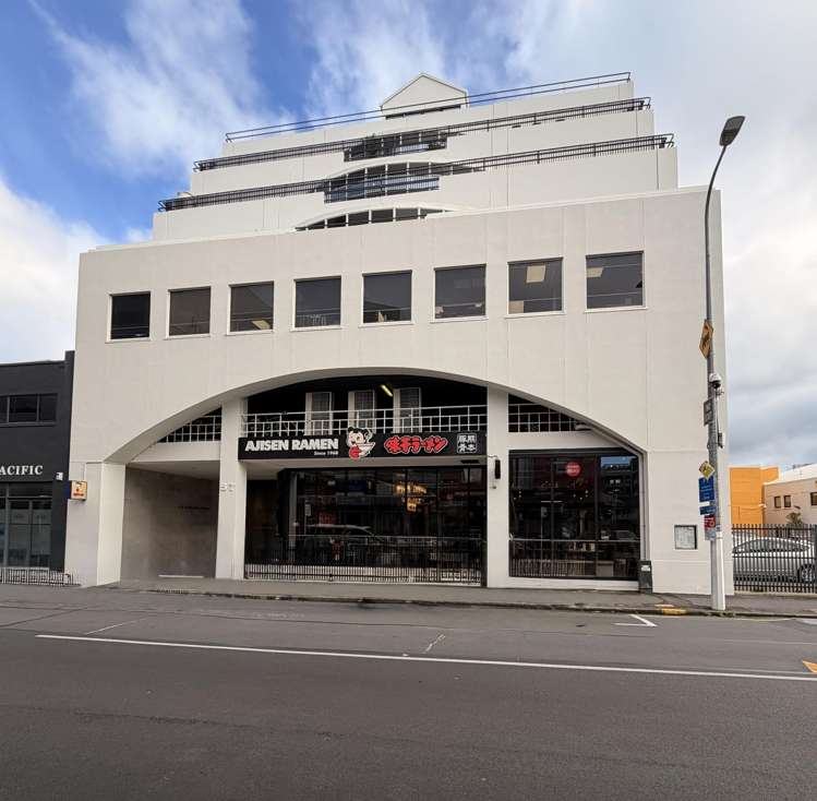 West/5-7 Kingdon Street_0