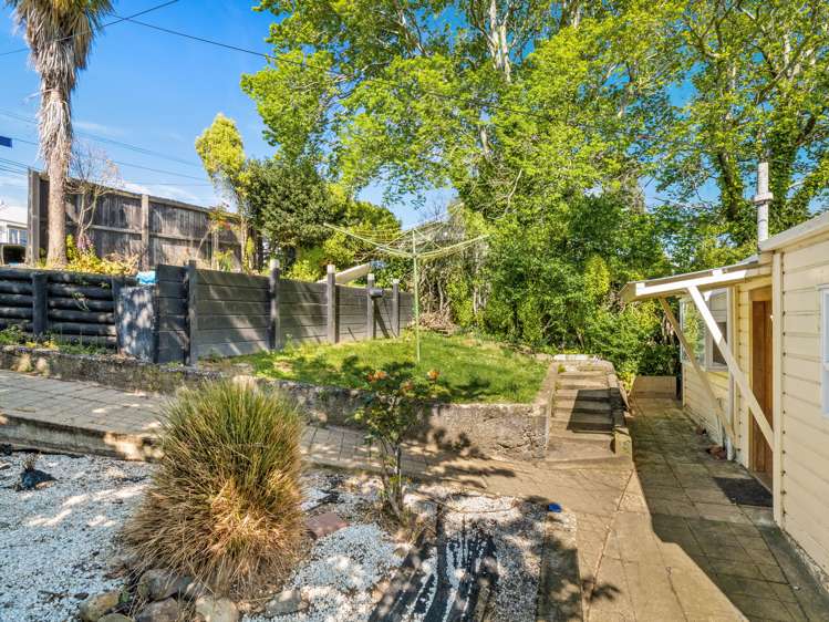 24 Ryehill Street Calton Hill_19