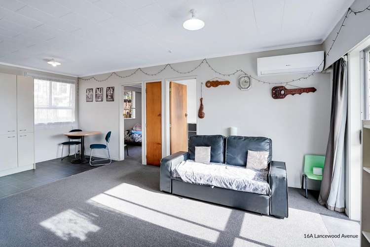 16 & 16A Lancewood Avenue Melville_16