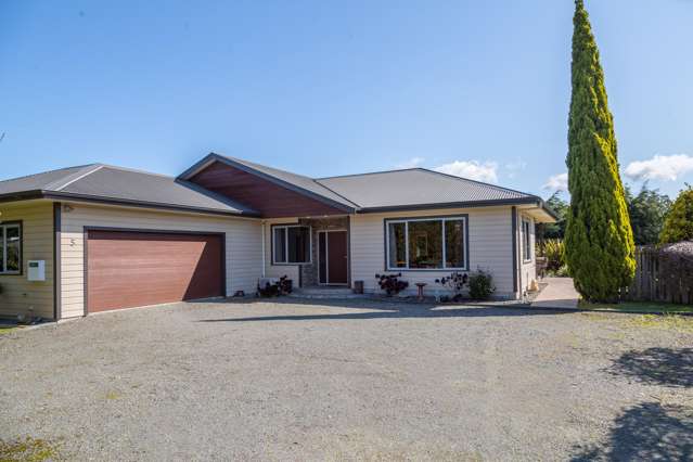 5 Awhina Drive Greytown_2