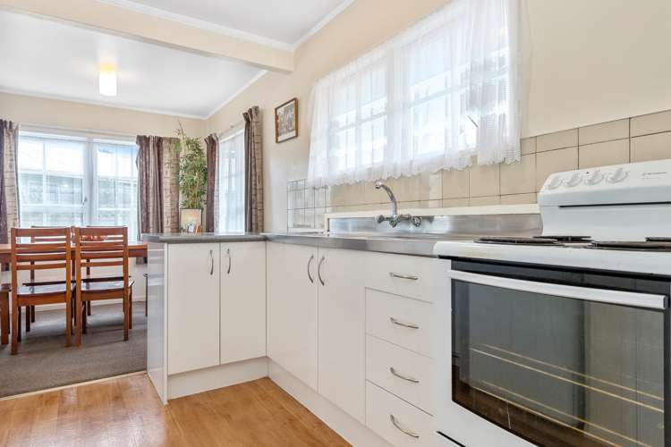 18 Trounson Avenue Clendon Park_8