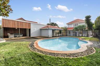 12 Rewi Road_1