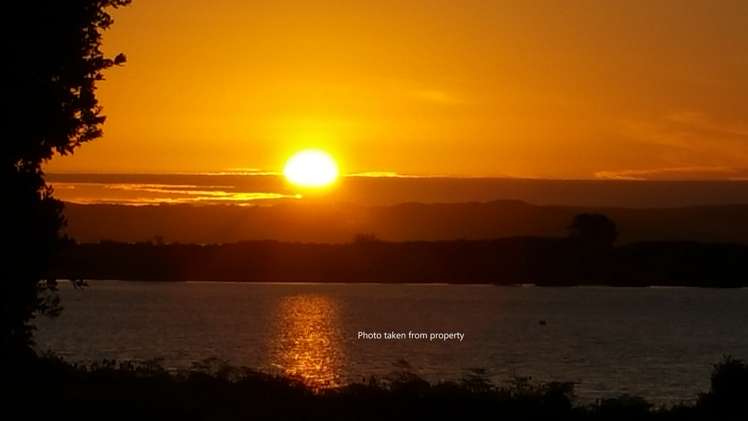 7 Birds Beach Road Tapora_18