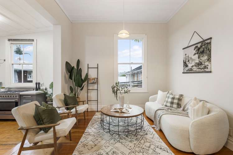 54 Eskdale Road Birkdale_5