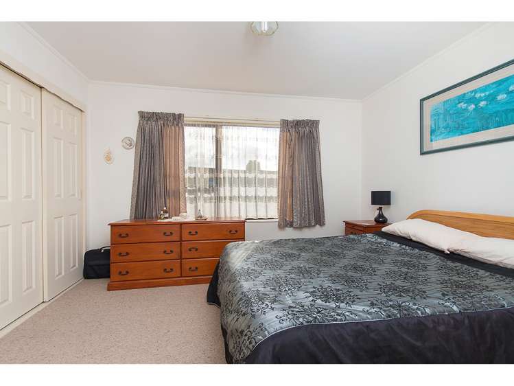 8a Civic Place Waiuku_8