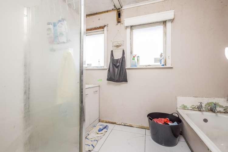 99 Beaumonts Way Manurewa_12