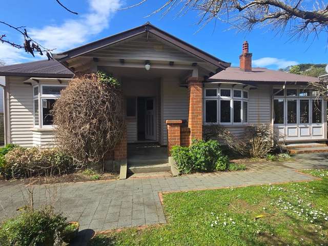 Spacious 3-4 Bedroom Home in Prime Location