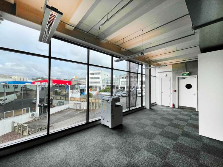 Unit 2/18 Railway Street Newmarket_4