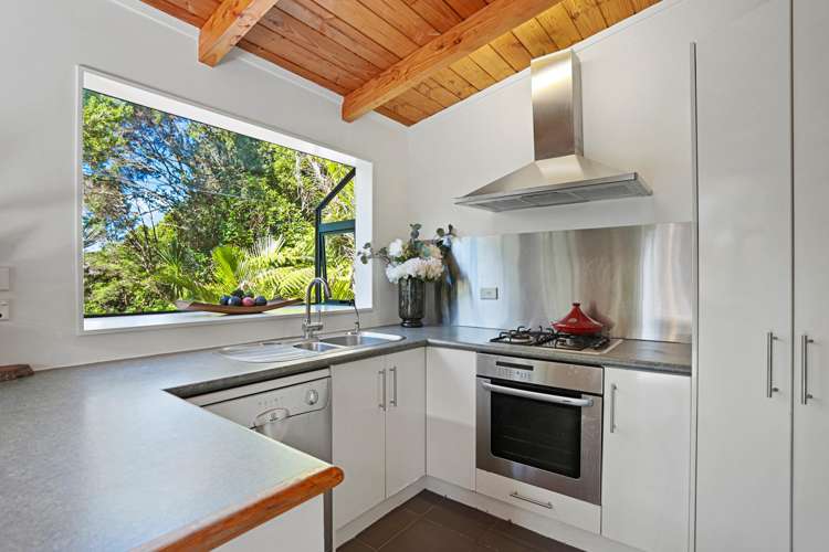 183 Laingholm Drive_5