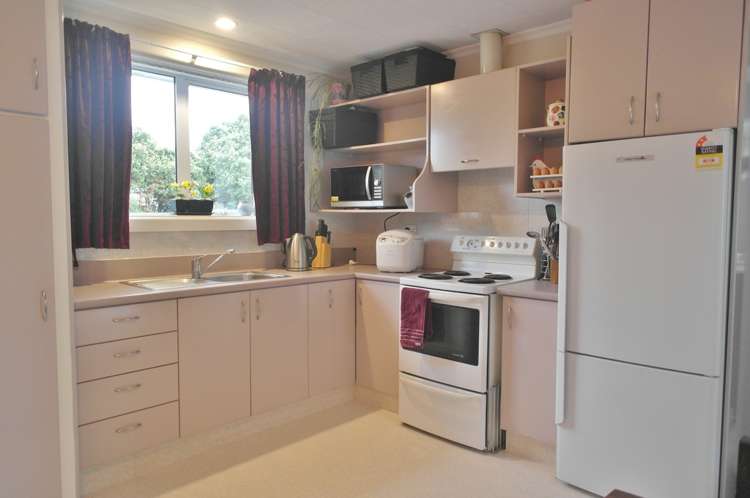 85 Gilberthorpes Road Hei Hei_6