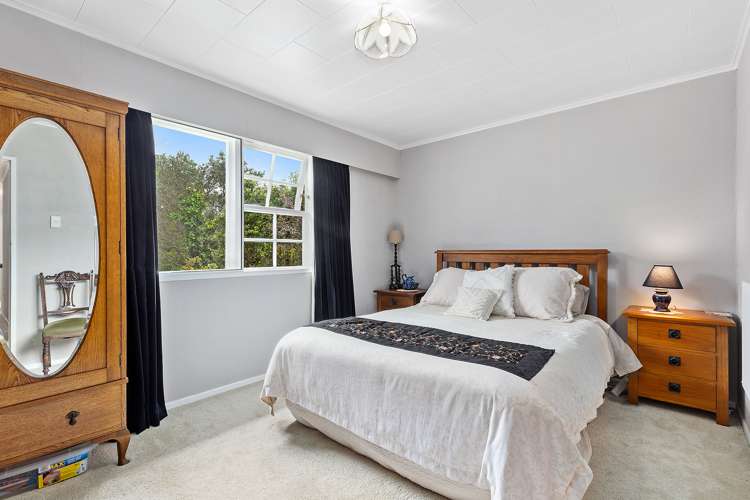 28 Bartlett Grove Tawa_9