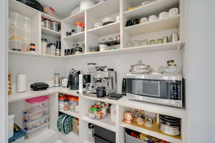 22 Inuwai Street Glenview_6