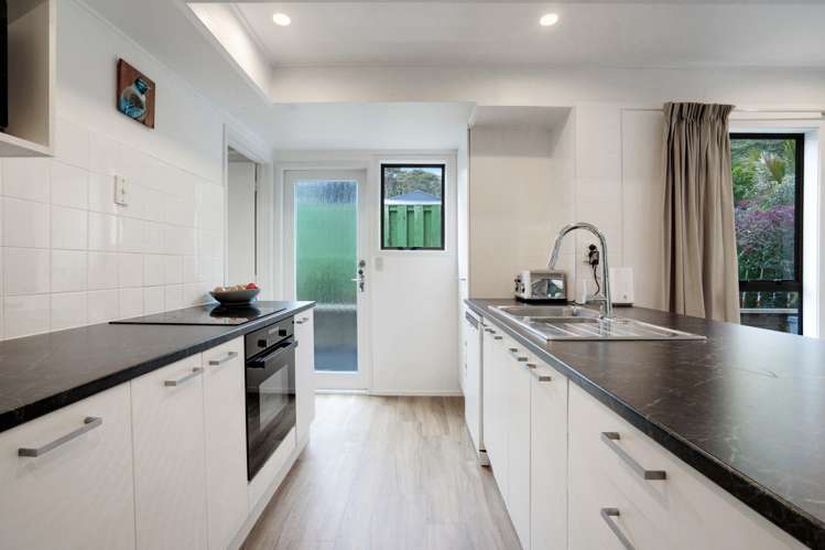 2/5 Eugen Place Bayview_6