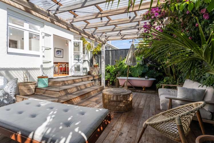 2/38a Kensington Avenue Mount Eden_12