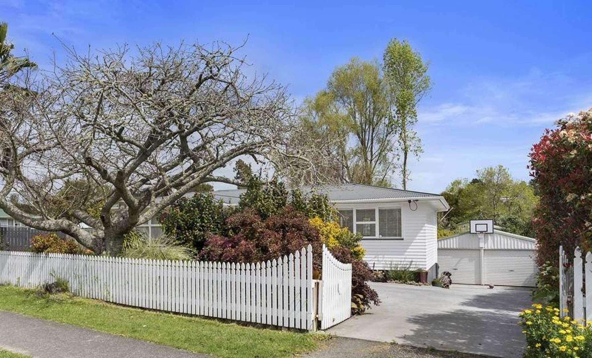 111 Awaroa Road Helensville_0