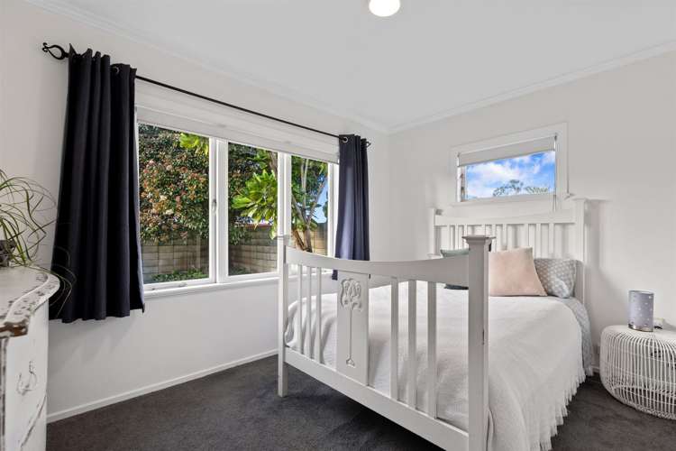 27 Landview Road Parkvale_11