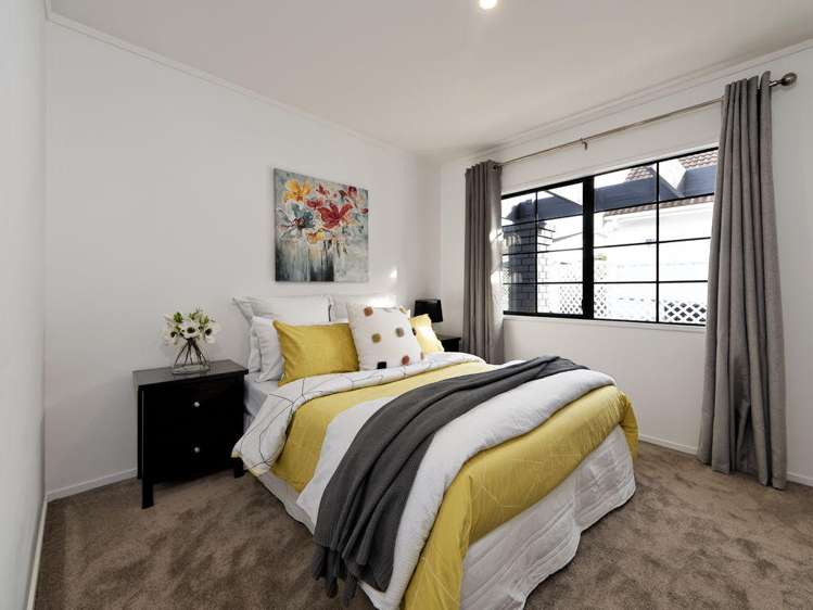 2/7 Te Atatu Road Te Atatu South_13