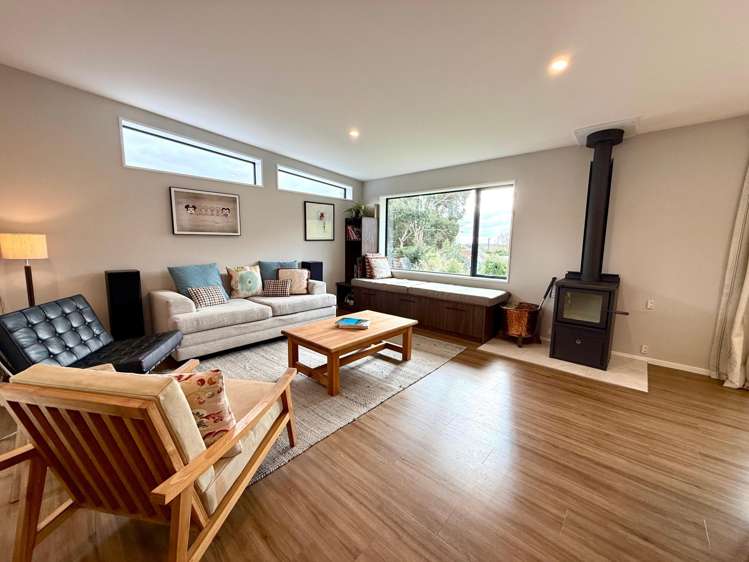  13 Matuku Lane Heathcote Valley_8