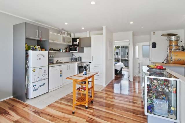 10/15 Bishop Lenihan Place East Tamaki_2