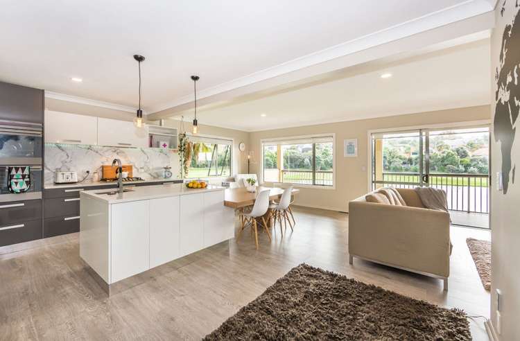 21 Greenway Rise Gulf Harbour_0