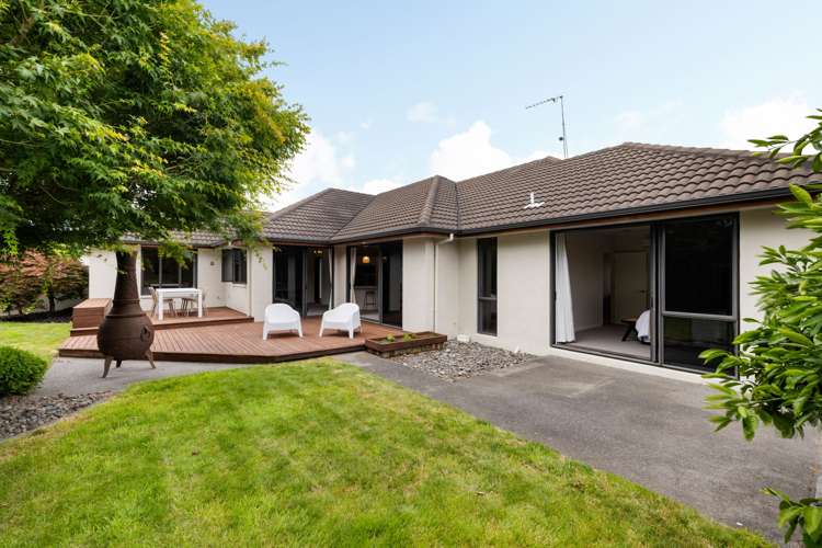 53 Barrington Drive Huntington_21