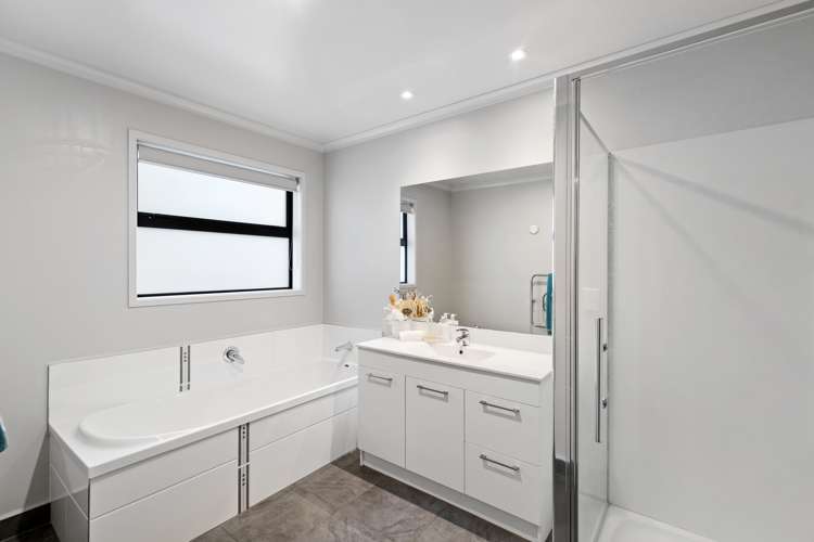 4 Cole Thomas Place Huntington_17