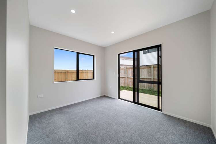 7 Whata Street Clarks Beach_18