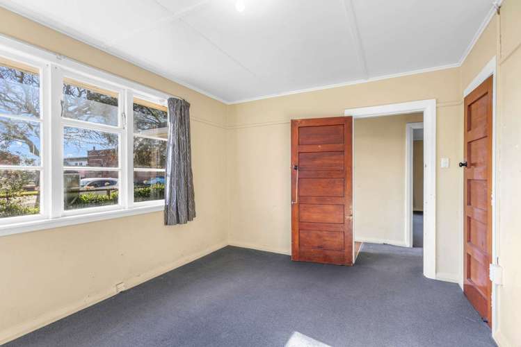 616 Featherston Street_3