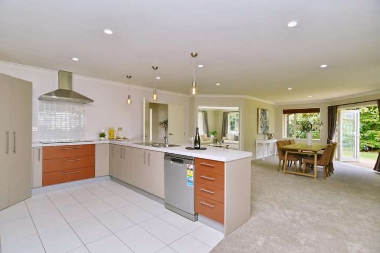 10 Woodhurst Drive Casebrook_2