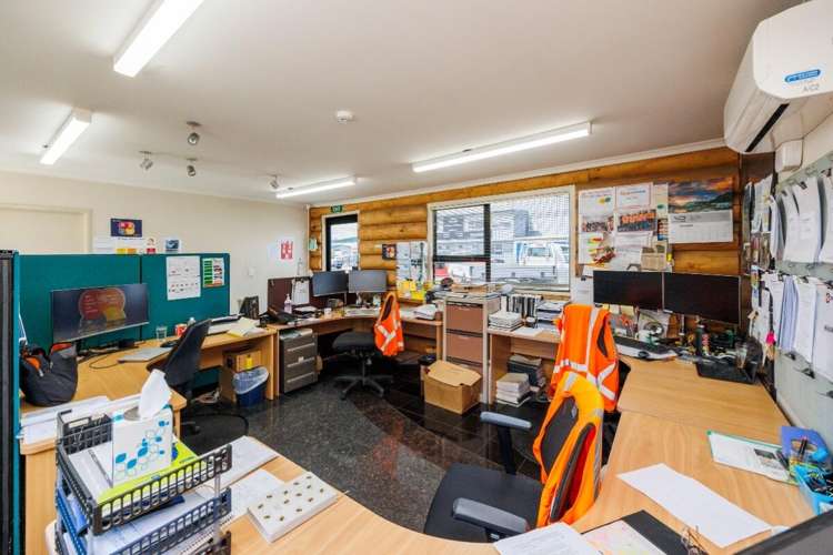 12-14 Coventry Street Levin_18