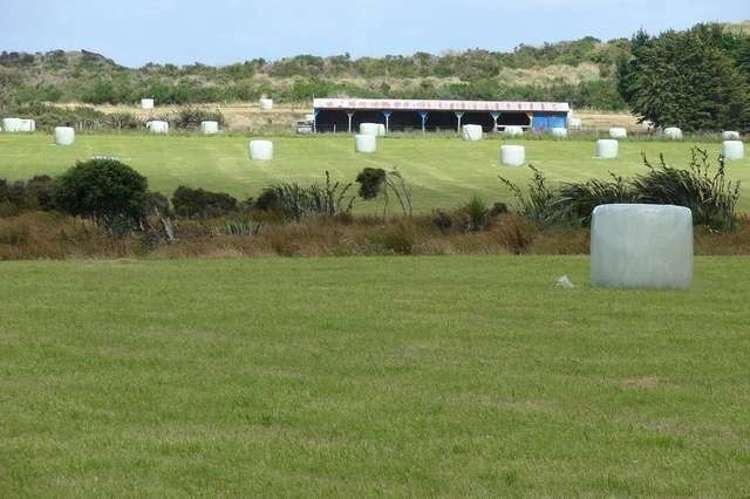 180 Dryden Road Colac Bay_3