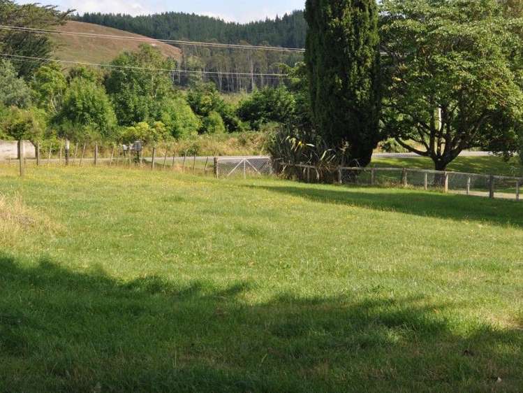 1230 Opaki Kaiparoro Road Mauriceville_12