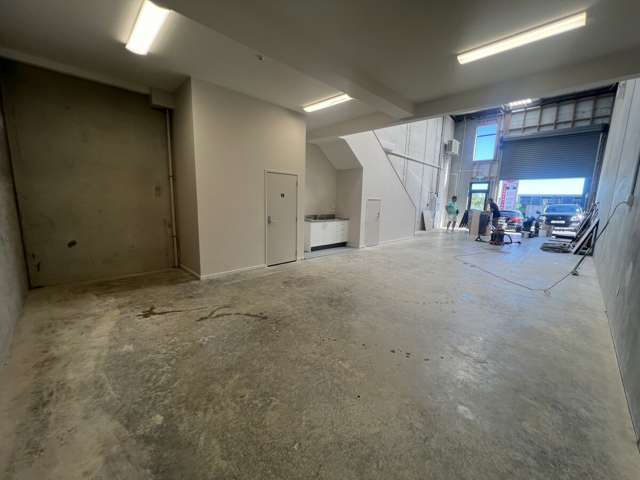 Unit 2 | 3 Haliday Place East Tamaki_2