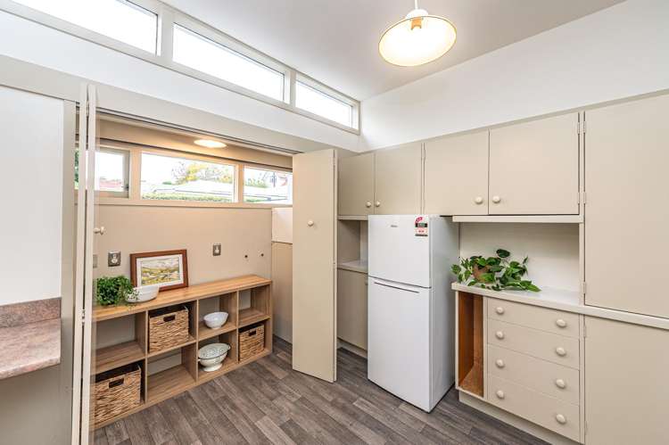 8b Brassey Road Saint Johns Hill_5