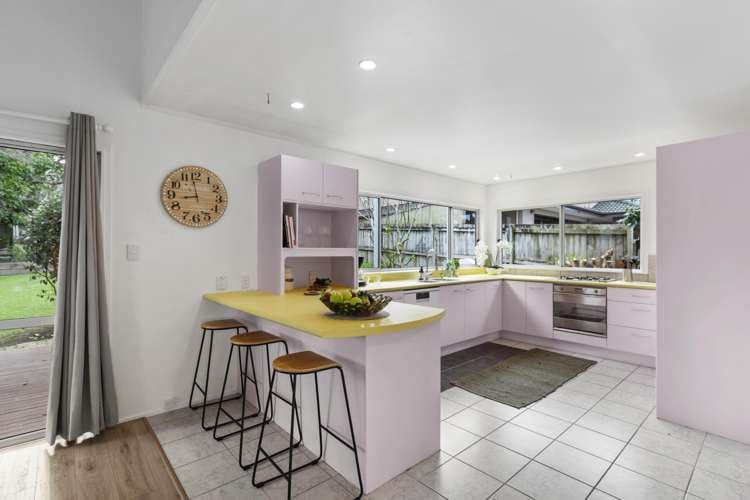 8 Wiriana Place Stanmore Bay_4