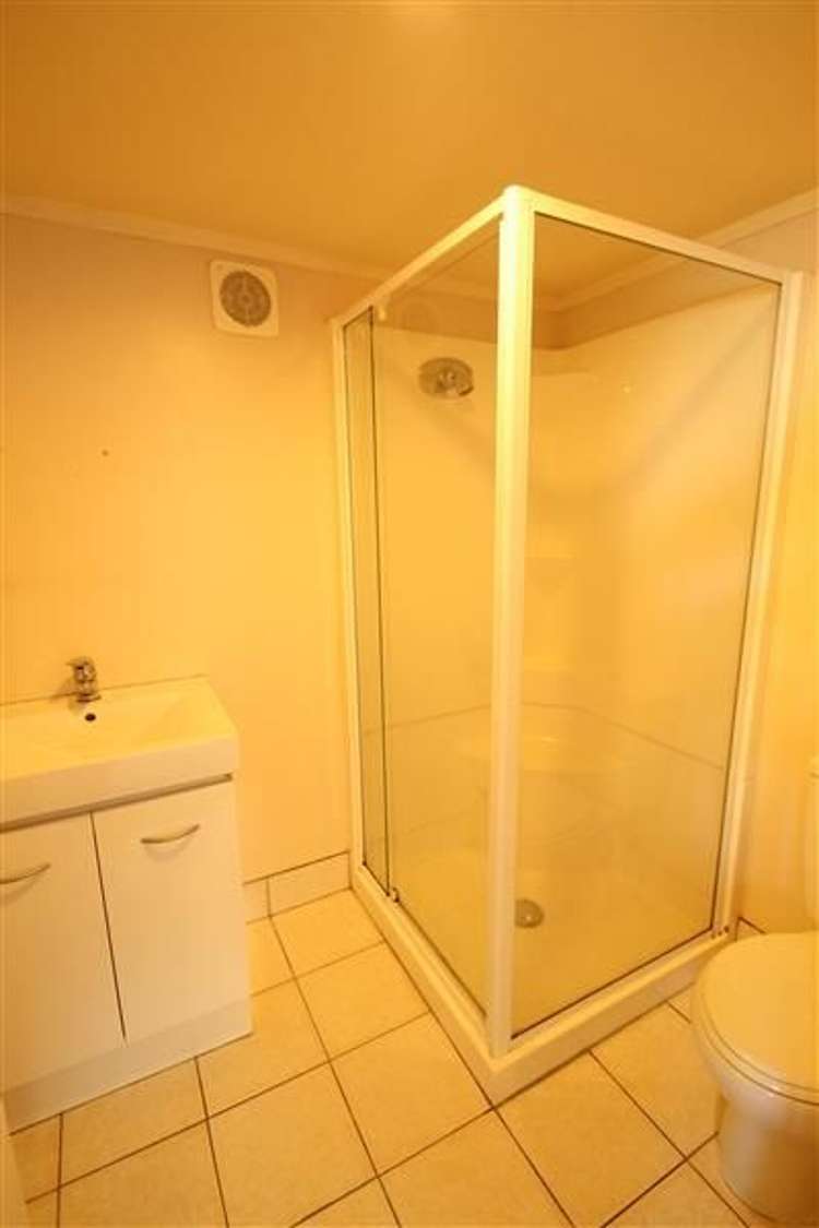 5 Lysander Crescent Beach Haven_15