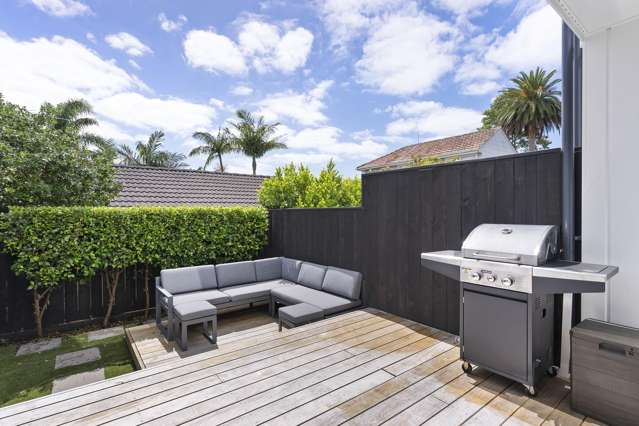 6/48 Salisbury Road Birkdale_1