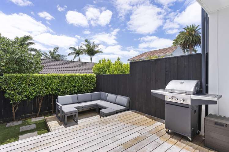 6/48 Salisbury Road Birkdale_1