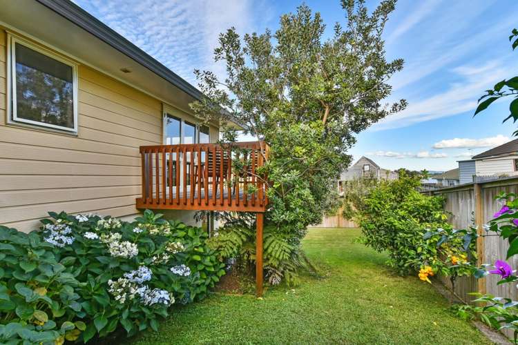 22 Carnoustie Drive Wattle Downs_13