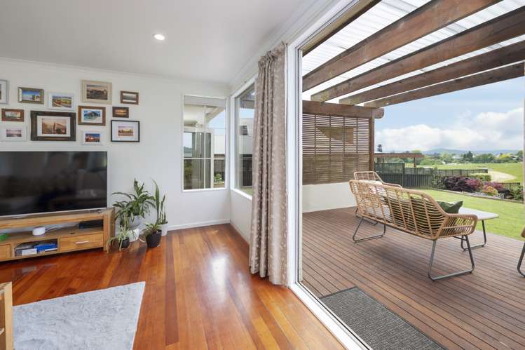 23 Hayward Rise Owhata_5