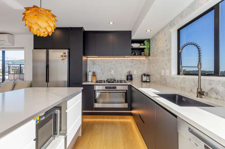 2/30 Firth Road Torbay_9