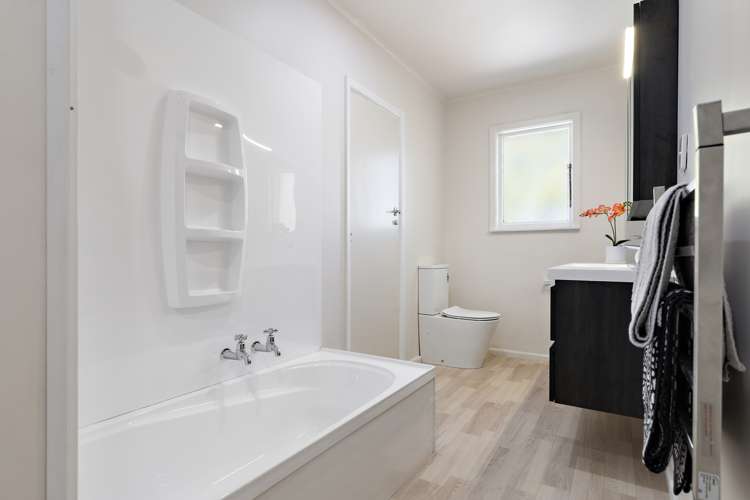 26 Charlcott Street Burnside_17