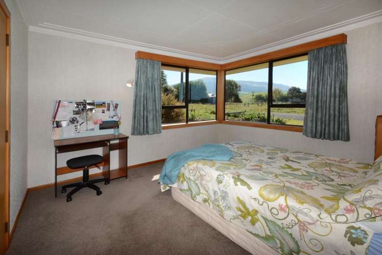 6 Melrose Street Roslyn_13