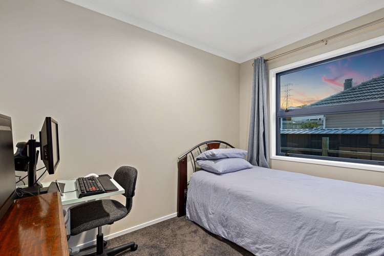 67 Roberts Road Te Atatu South_21