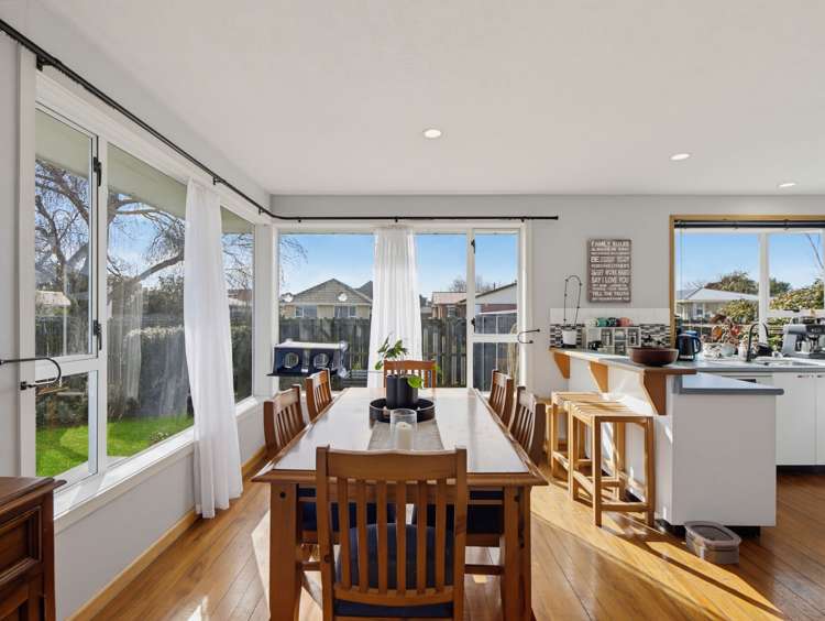 30 Glenrowan Avenue_5