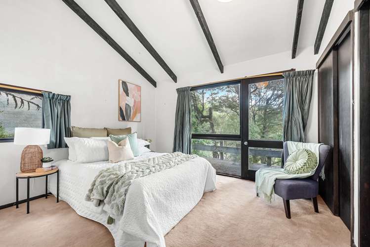 8 Freemans Way Pinehaven_12