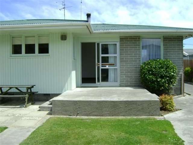 26 Woodbury Street Avonhead_1