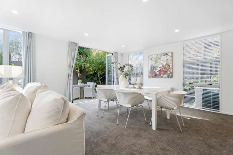 34 Queen Mary Avenue Epsom_5