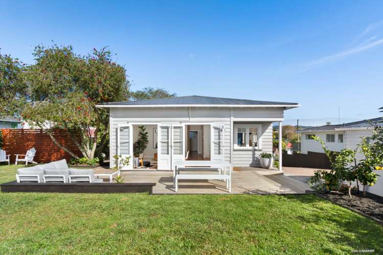 12 Craigbank Avenue New Lynn_0